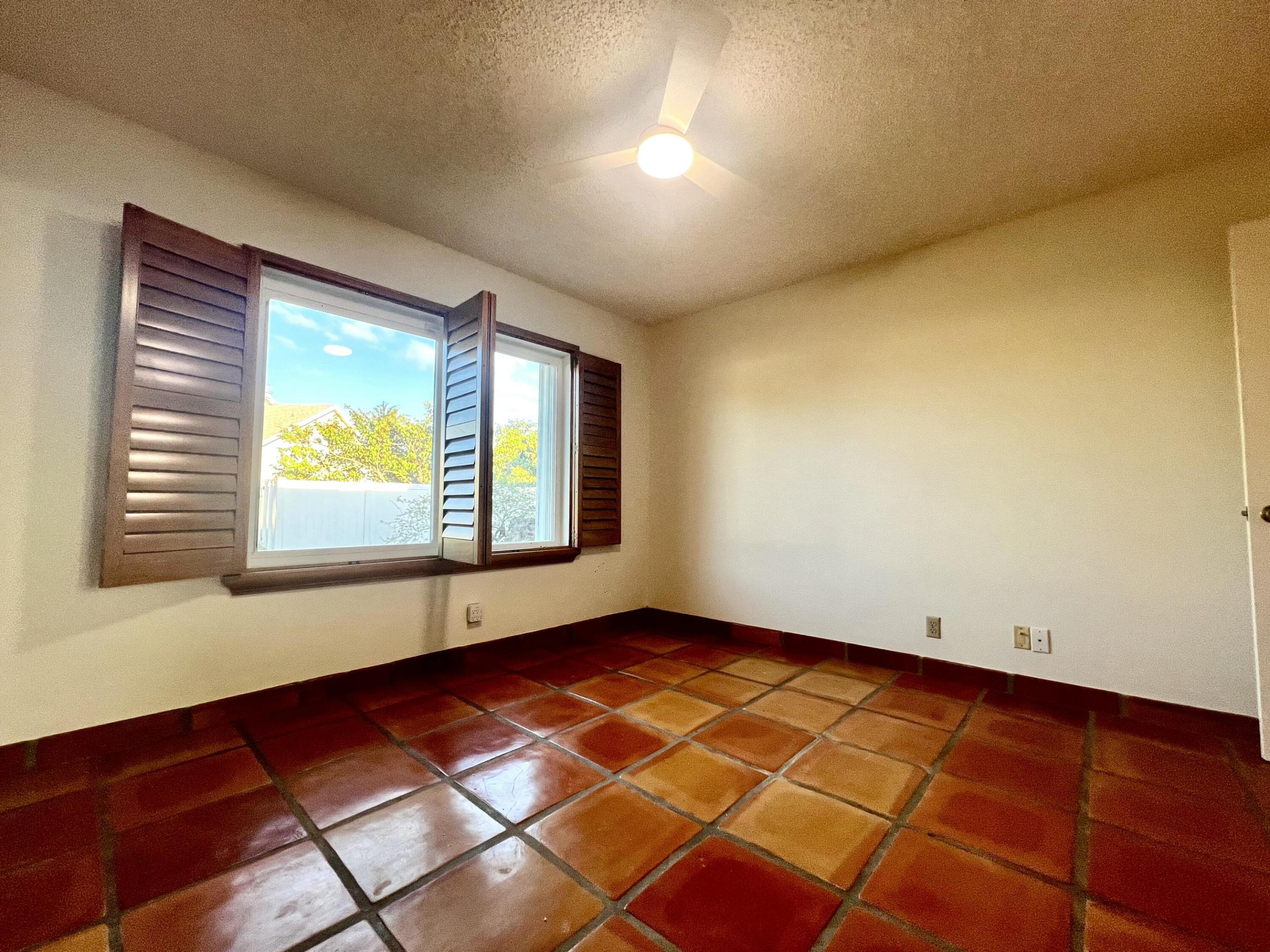 PALM CLUB WEST VILLAGE 2 - Residential