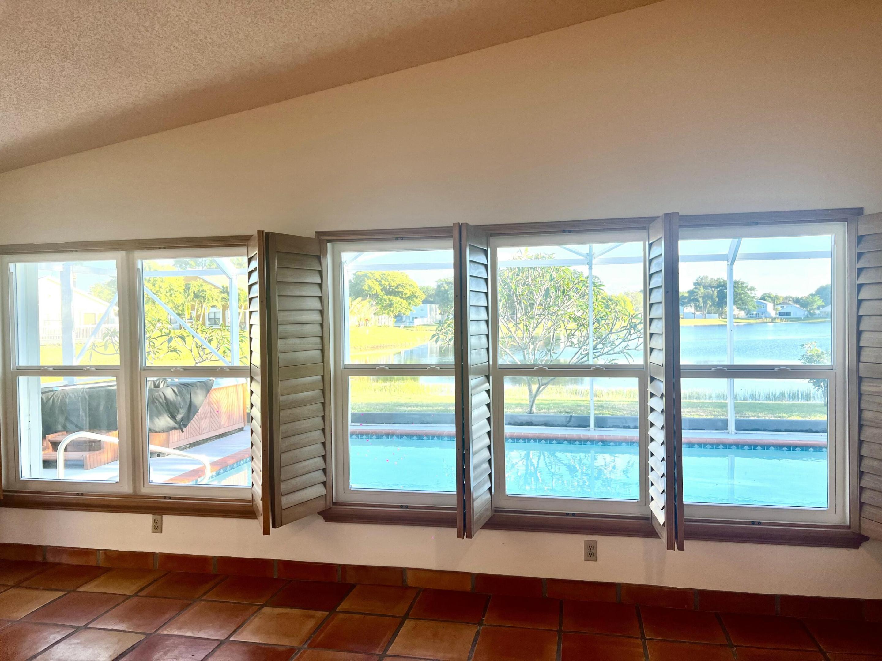 PALM CLUB WEST VILLAGE 2 - Residential