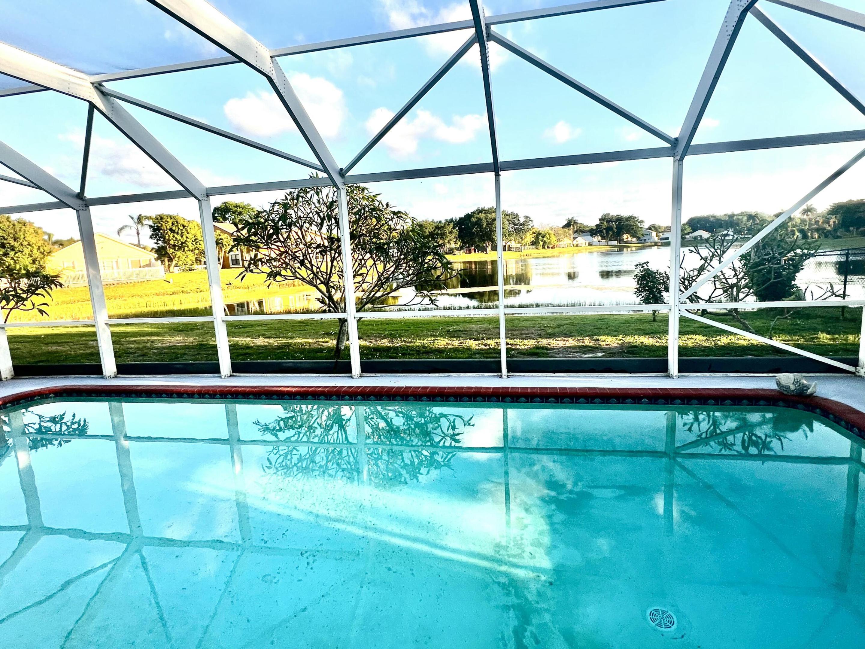 PALM CLUB WEST VILLAGE 2 - Residential