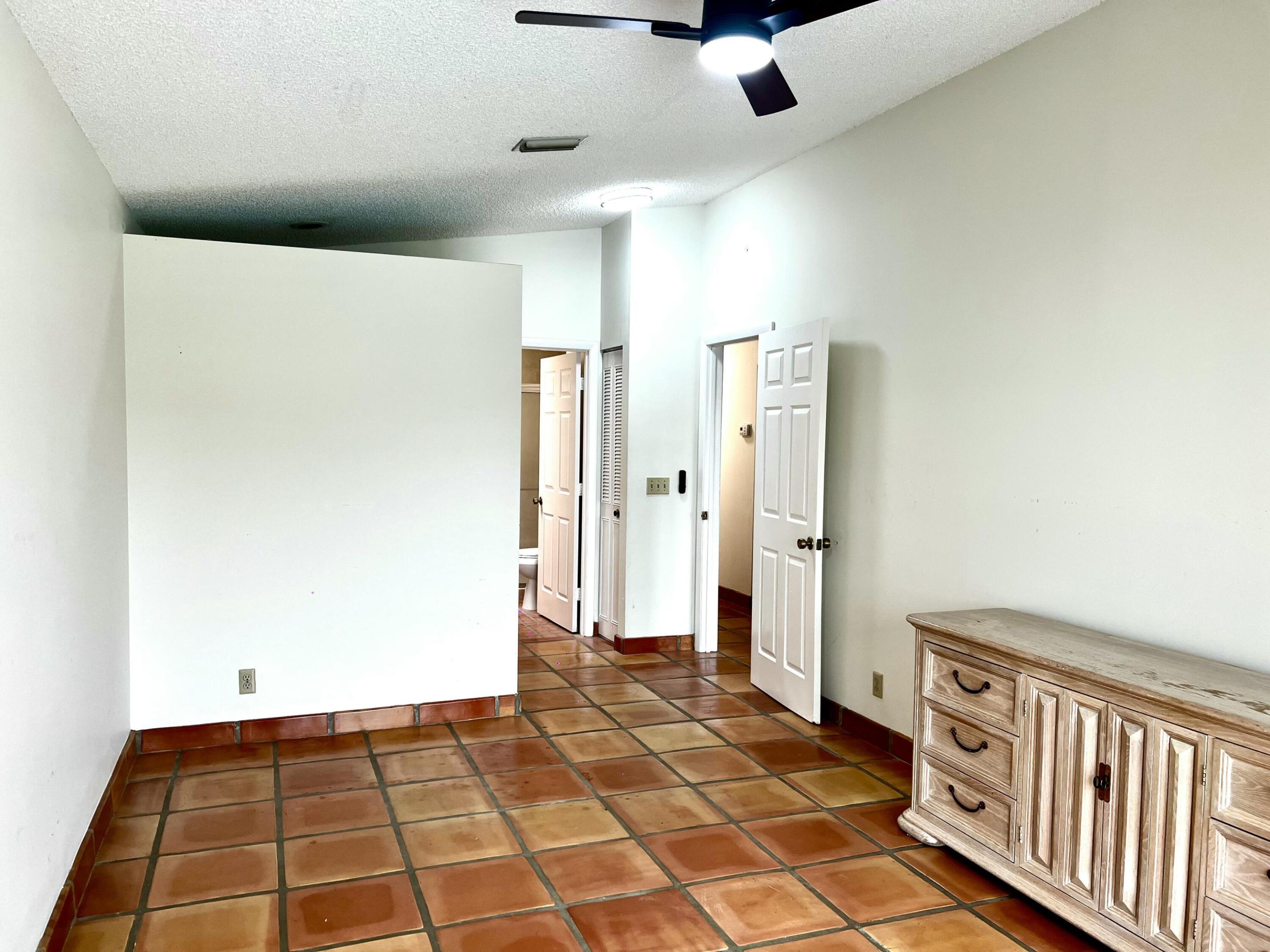 PALM CLUB WEST VILLAGE 2 - Residential