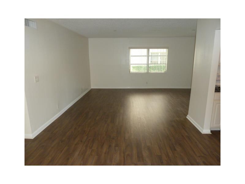 ARROWHEAD CONDO 6 - Residential Lease