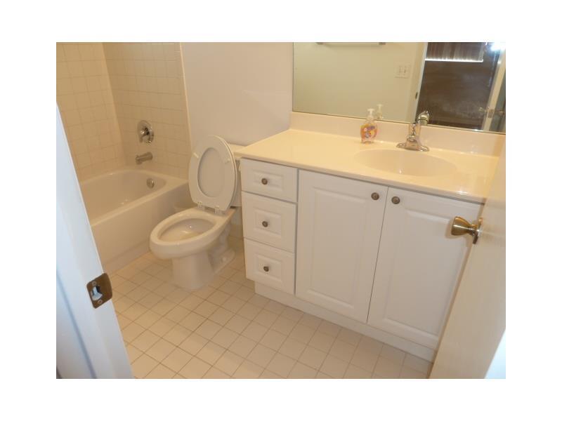 ARROWHEAD CONDO 6 - Residential Lease