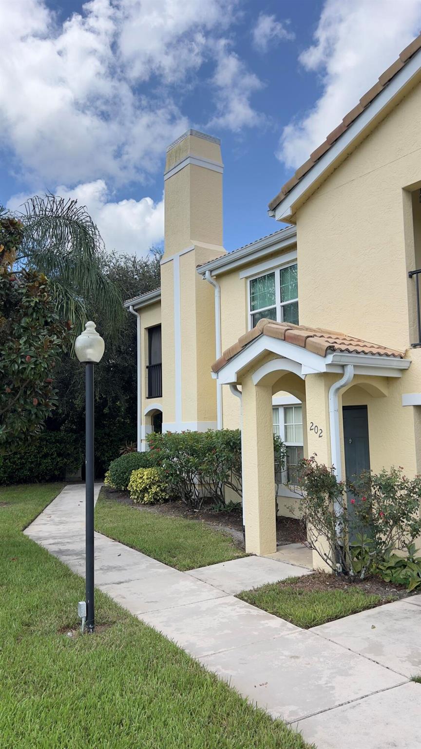 THE BELMONT AT ST LUCIE W - Residential Lease