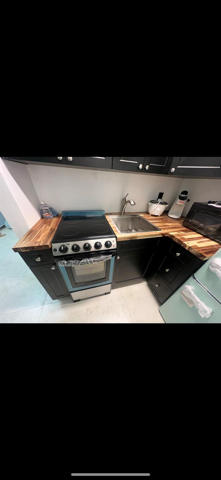 GRAPELAND HEIGHTS - Residential Lease
