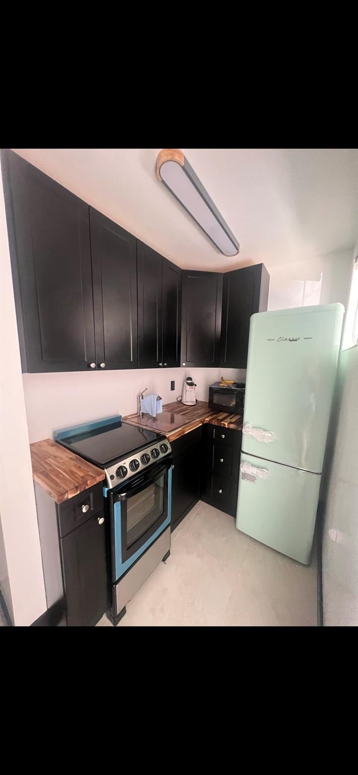 GRAPELAND HEIGHTS - Residential Lease