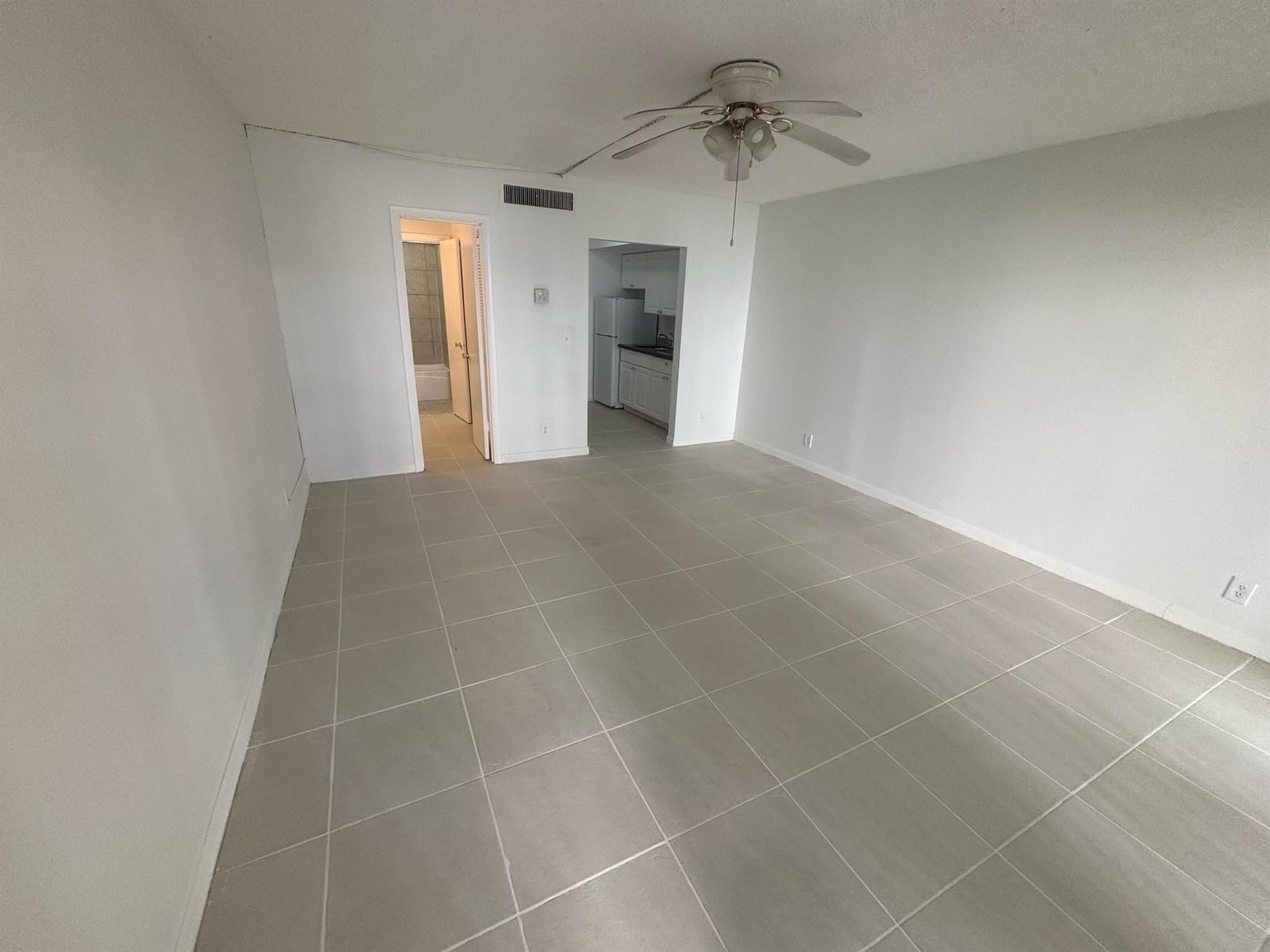 SPANISH OAKS CONDO - Residential Lease