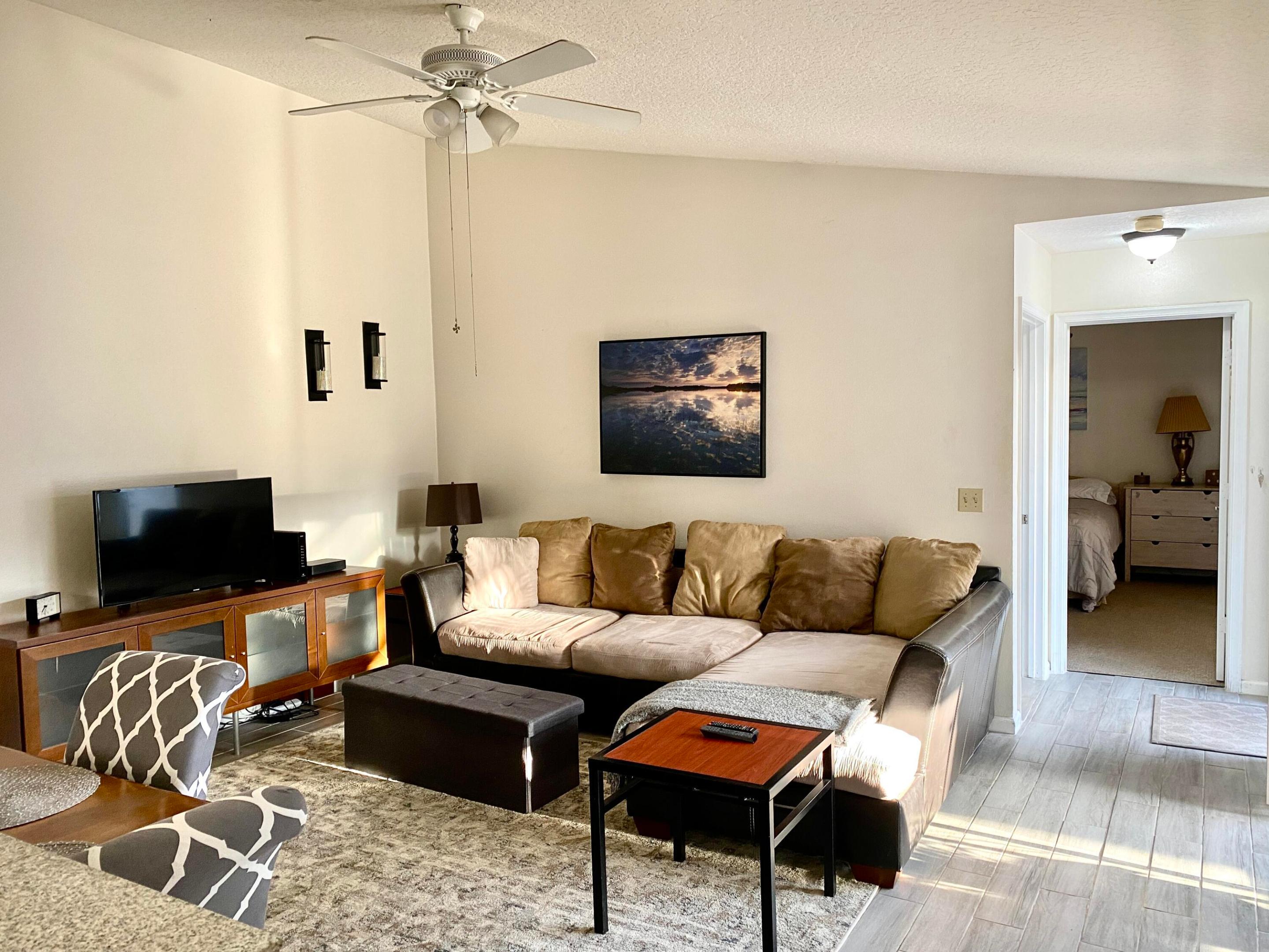 SUGAR POND MANOR OF WELLINGTON - Residential Lease