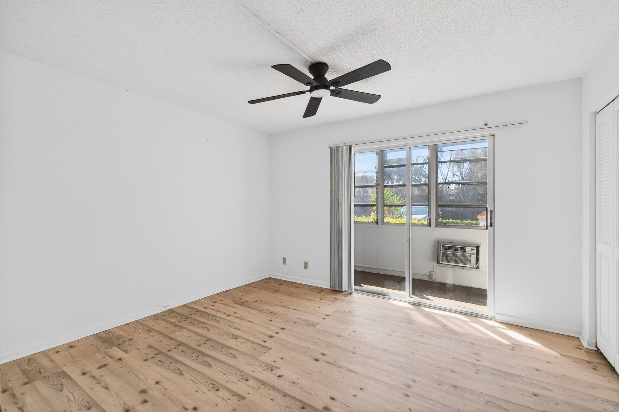 VENTNOR R CONDO - Residential