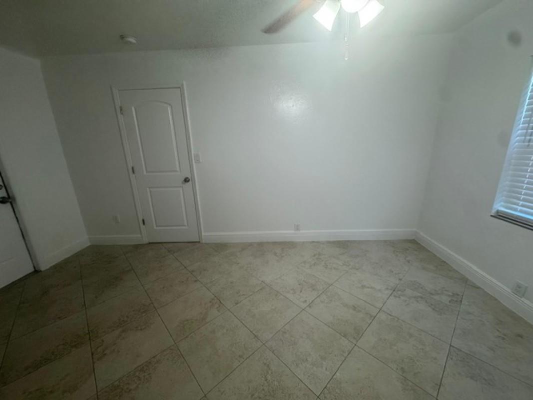 Frank Add To Hollywood 7- - Residential Lease