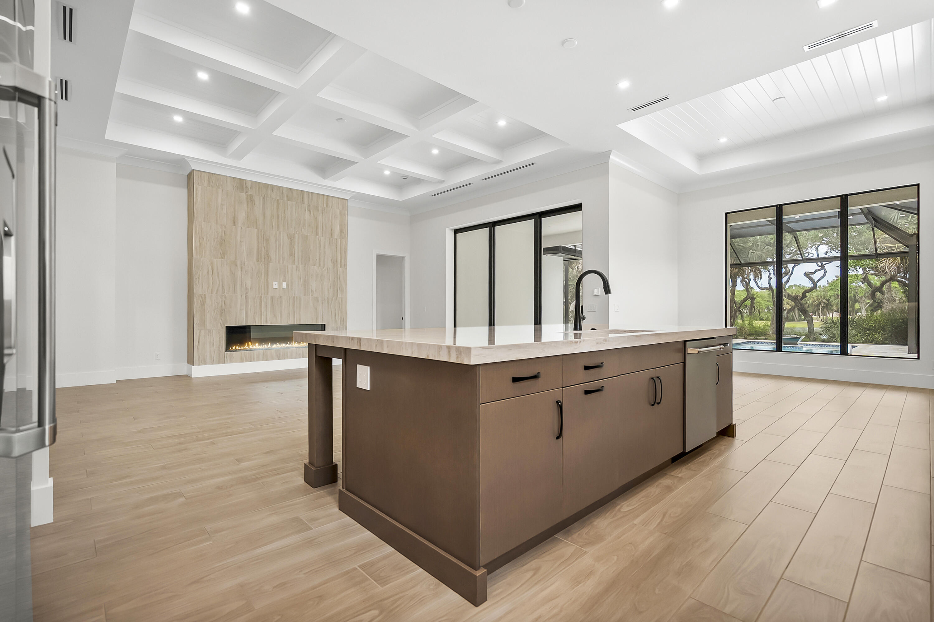 SEAGLASS P. D. - Residential