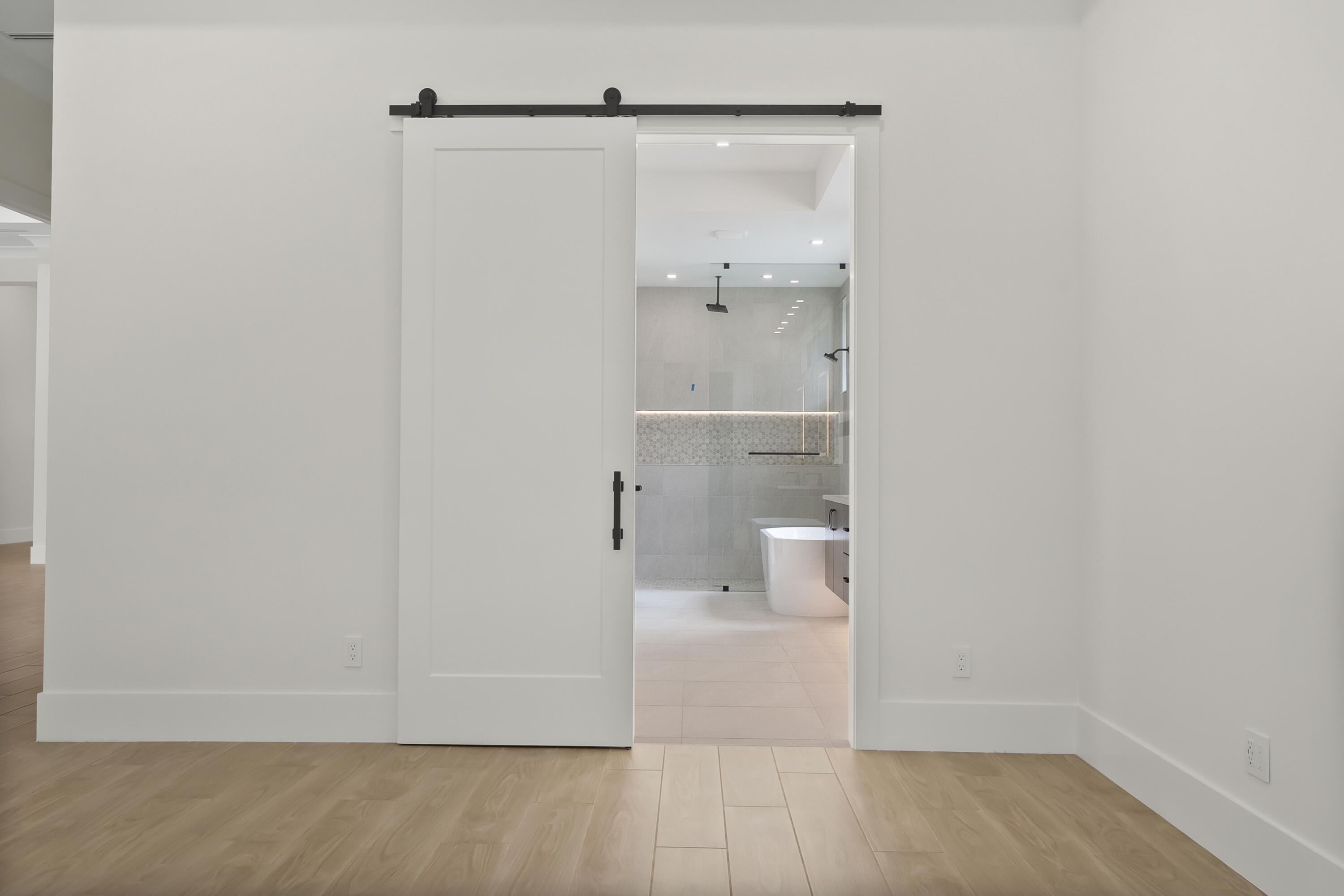 SEAGLASS P. D. - Residential