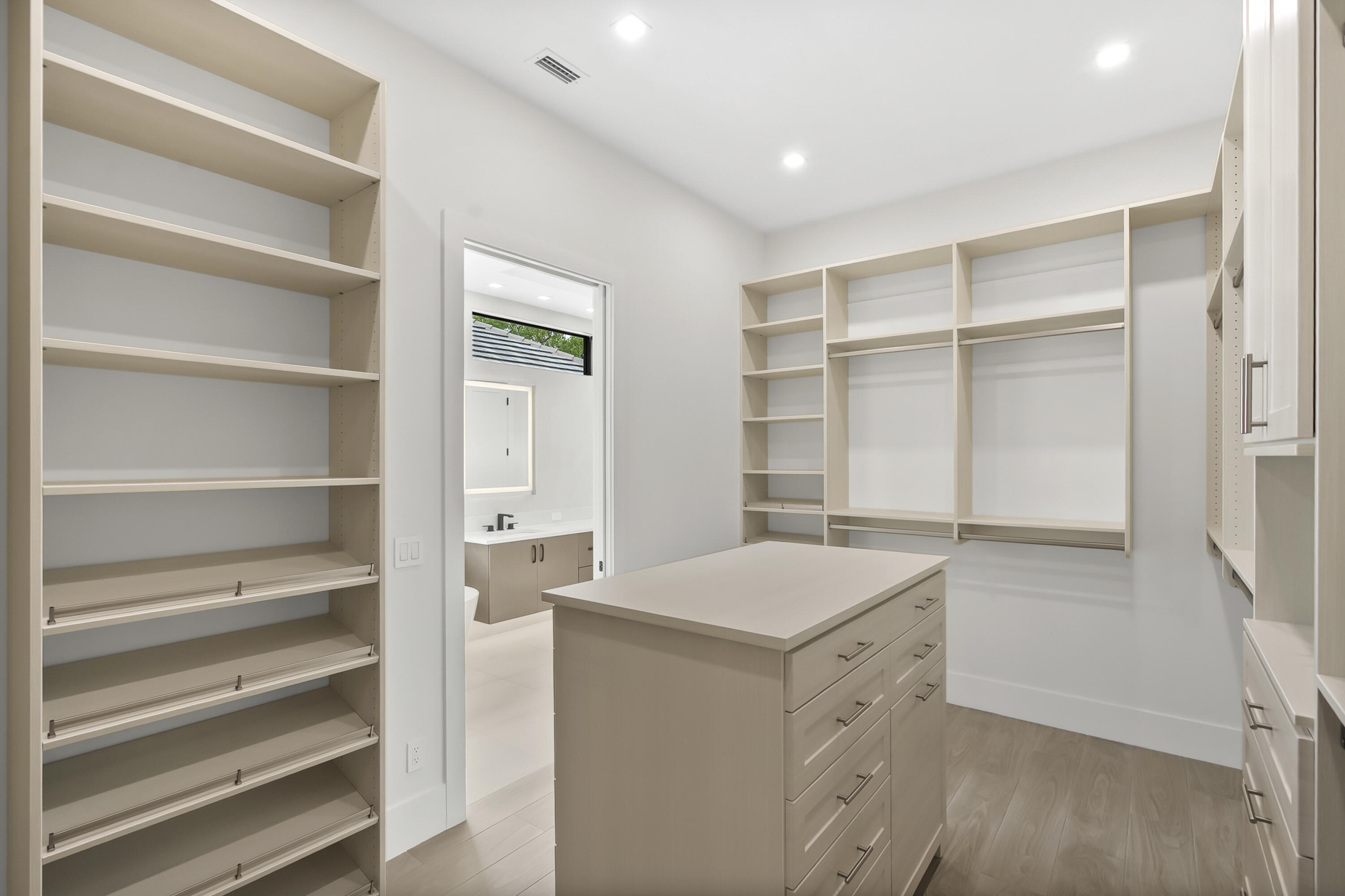 SEAGLASS P. D. - Residential