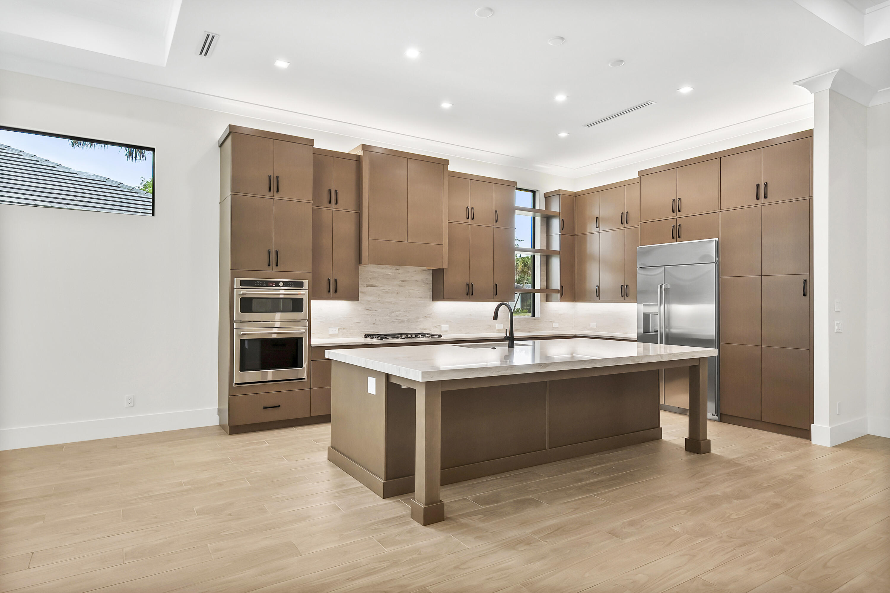 SEAGLASS P. D. - Residential