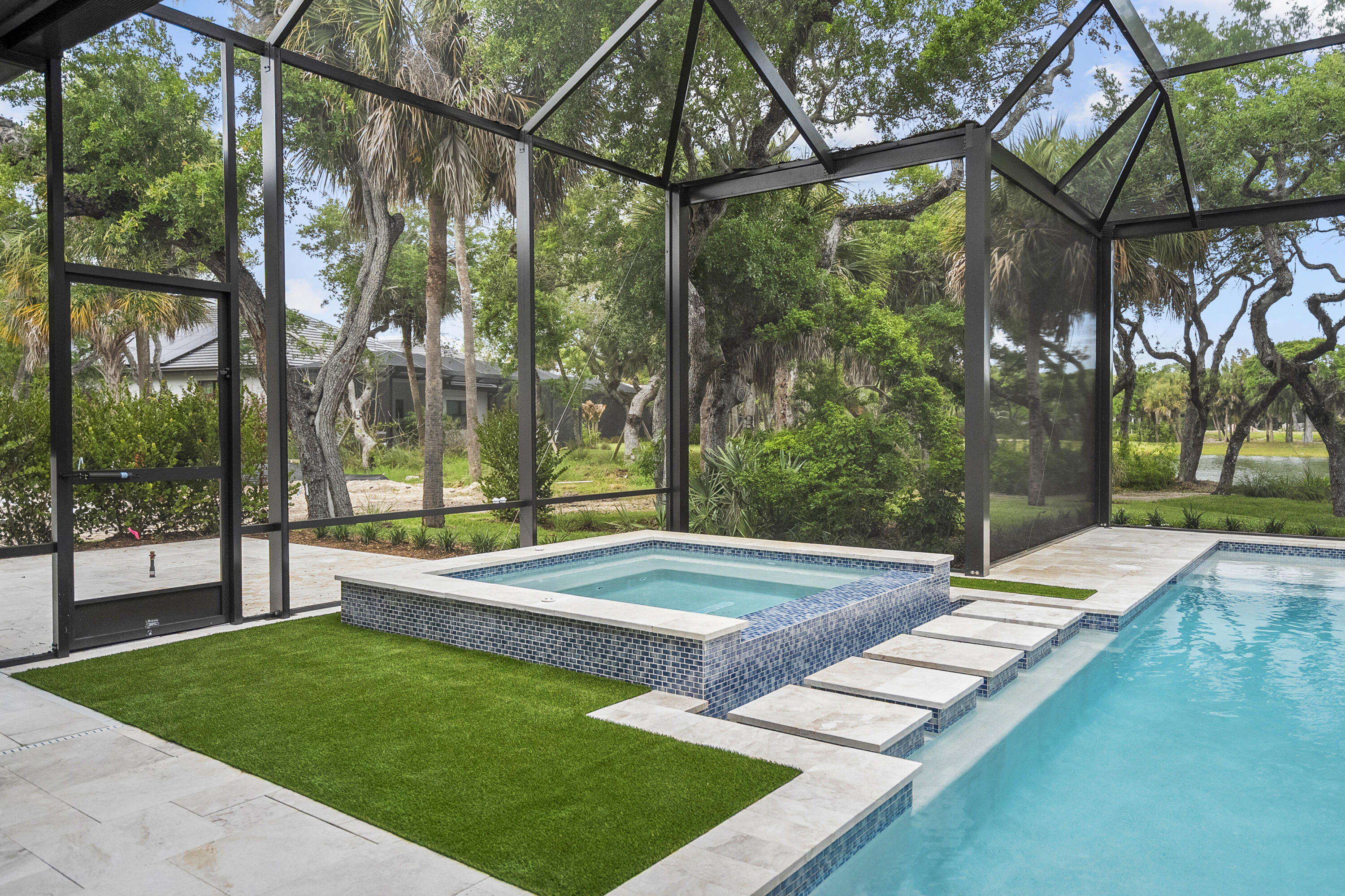 SEAGLASS P. D. - Residential