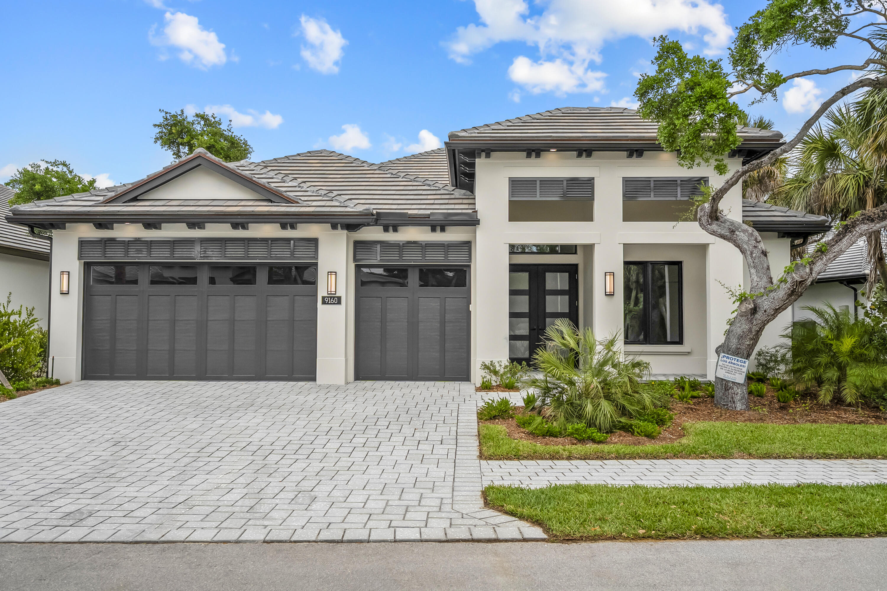 SEAGLASS P. D. - Residential