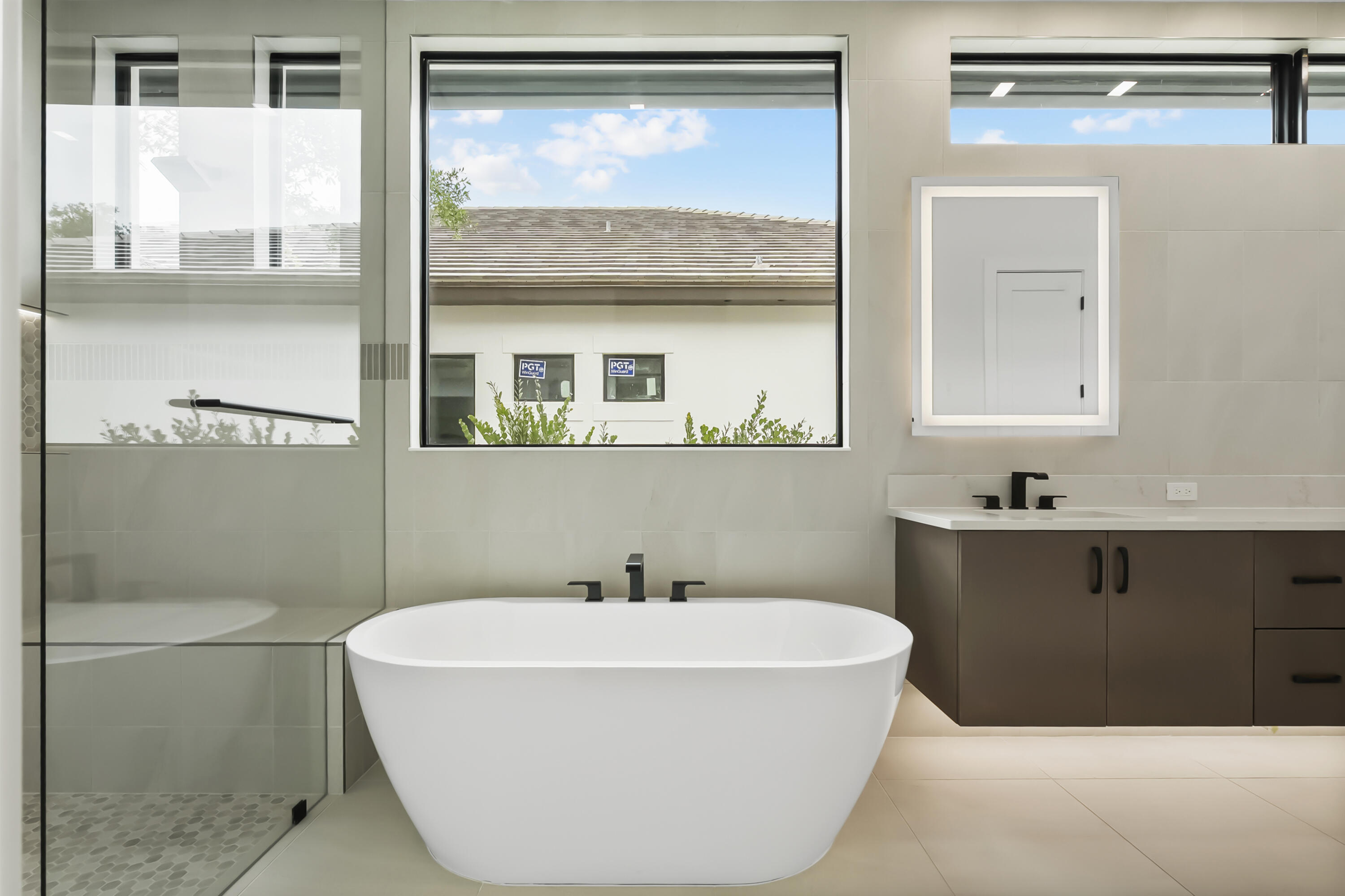 SEAGLASS P. D. - Residential