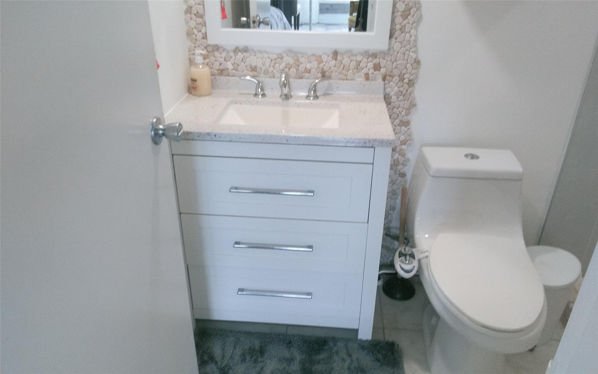 Kings Point Saxony A-O - Residential Lease