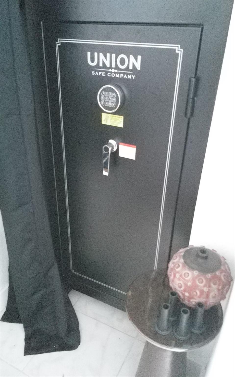 Kings Point Saxony A-O - Residential Lease