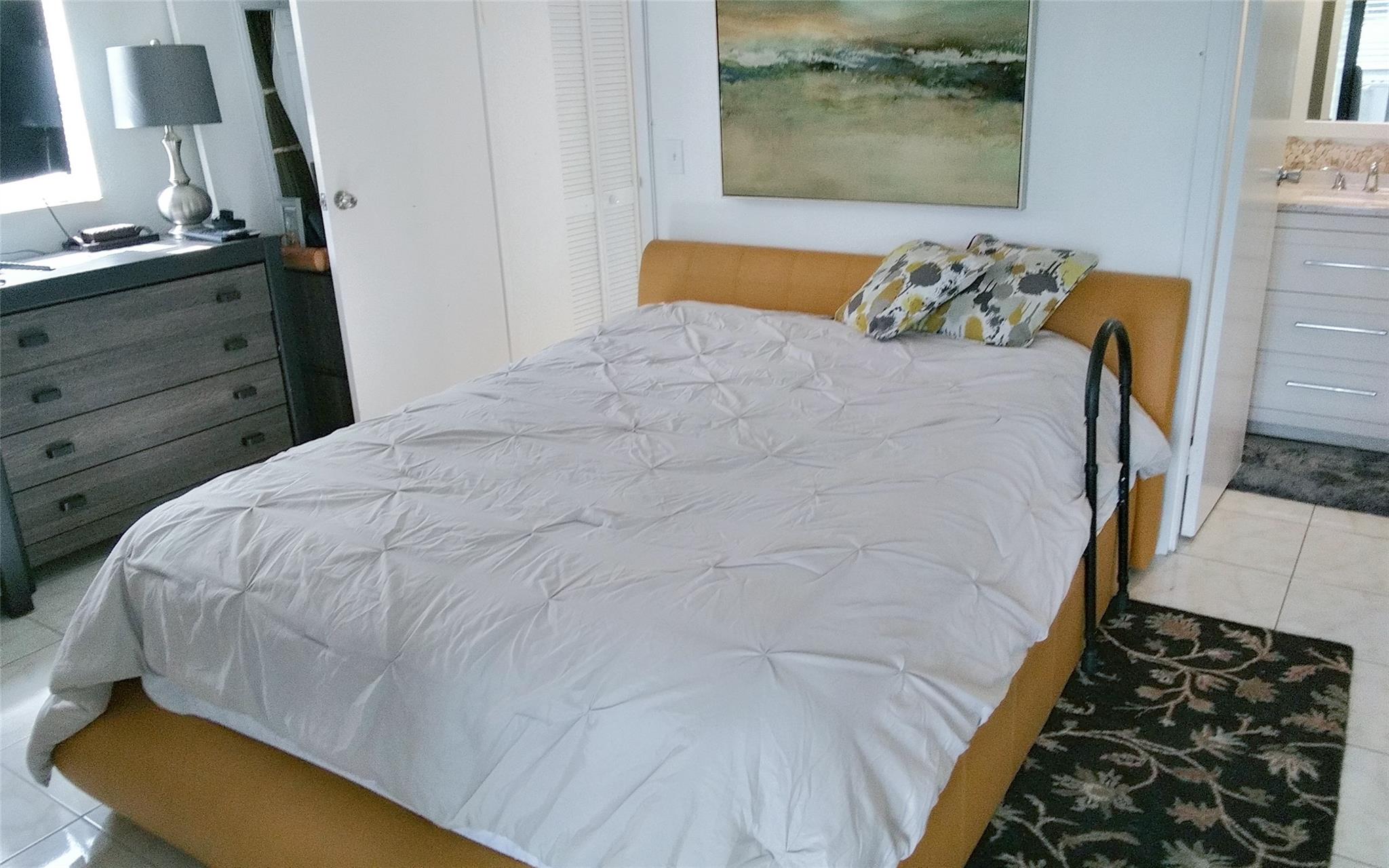 Kings Point Saxony A-O - Residential Lease