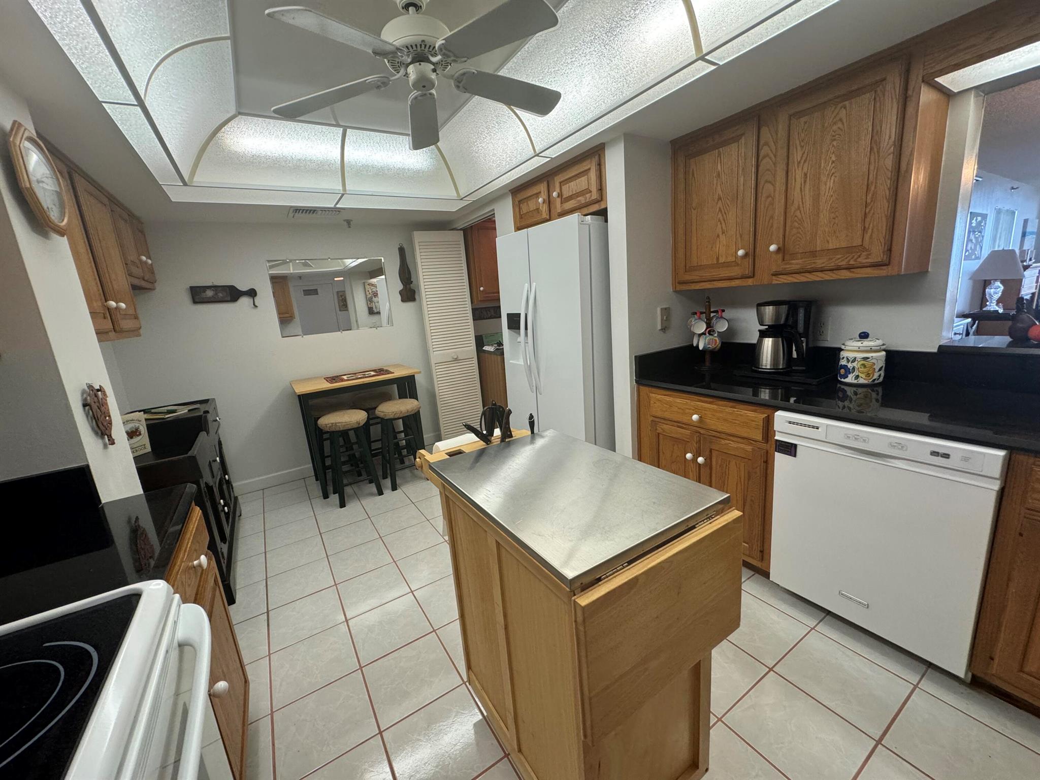 ATLANTIC VIEW BEACH CLUB - Residential