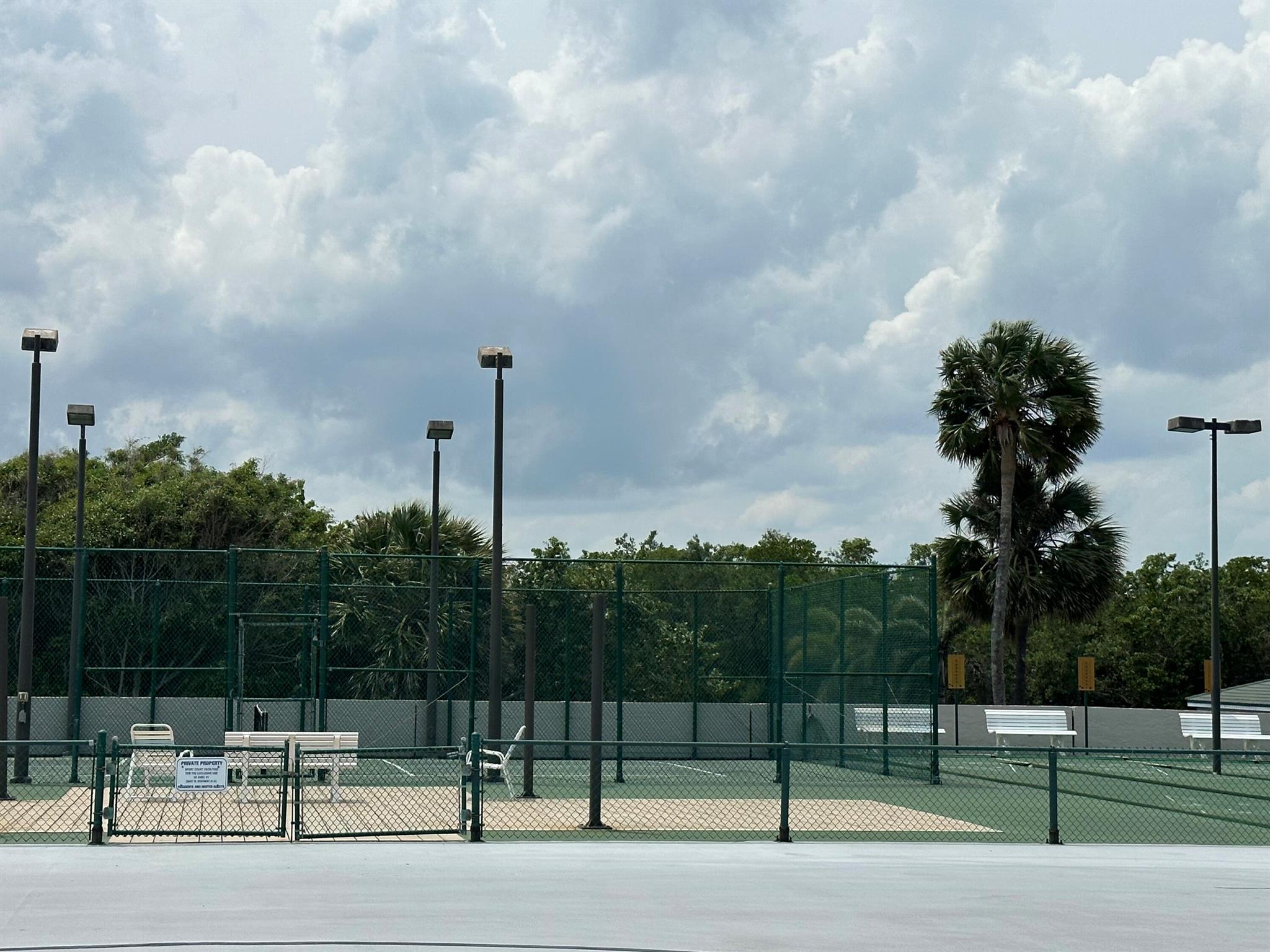 ATLANTIC VIEW BEACH CLUB - Residential