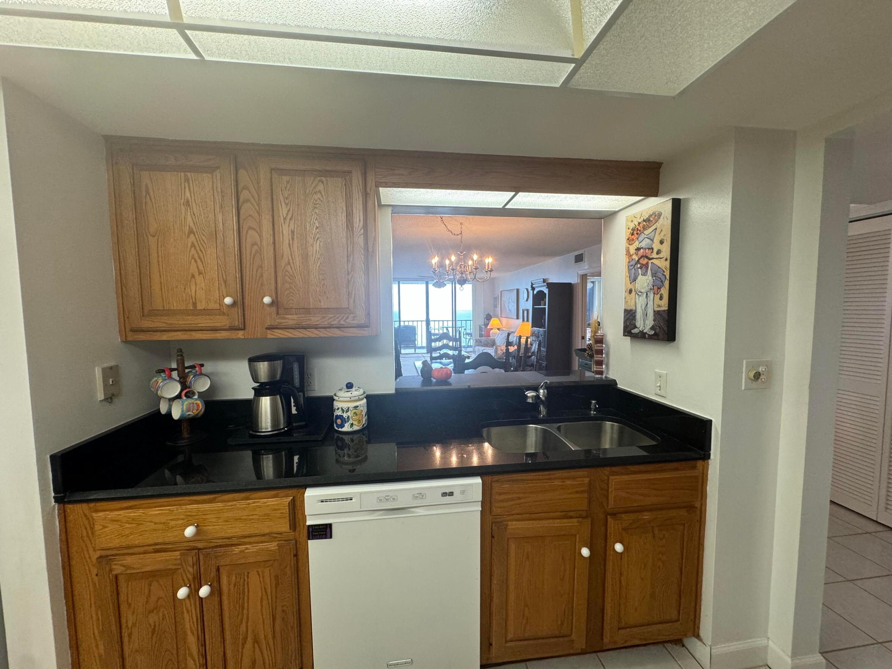 ATLANTIC VIEW BEACH CLUB CONDOMINIUM NO 1 - Residential