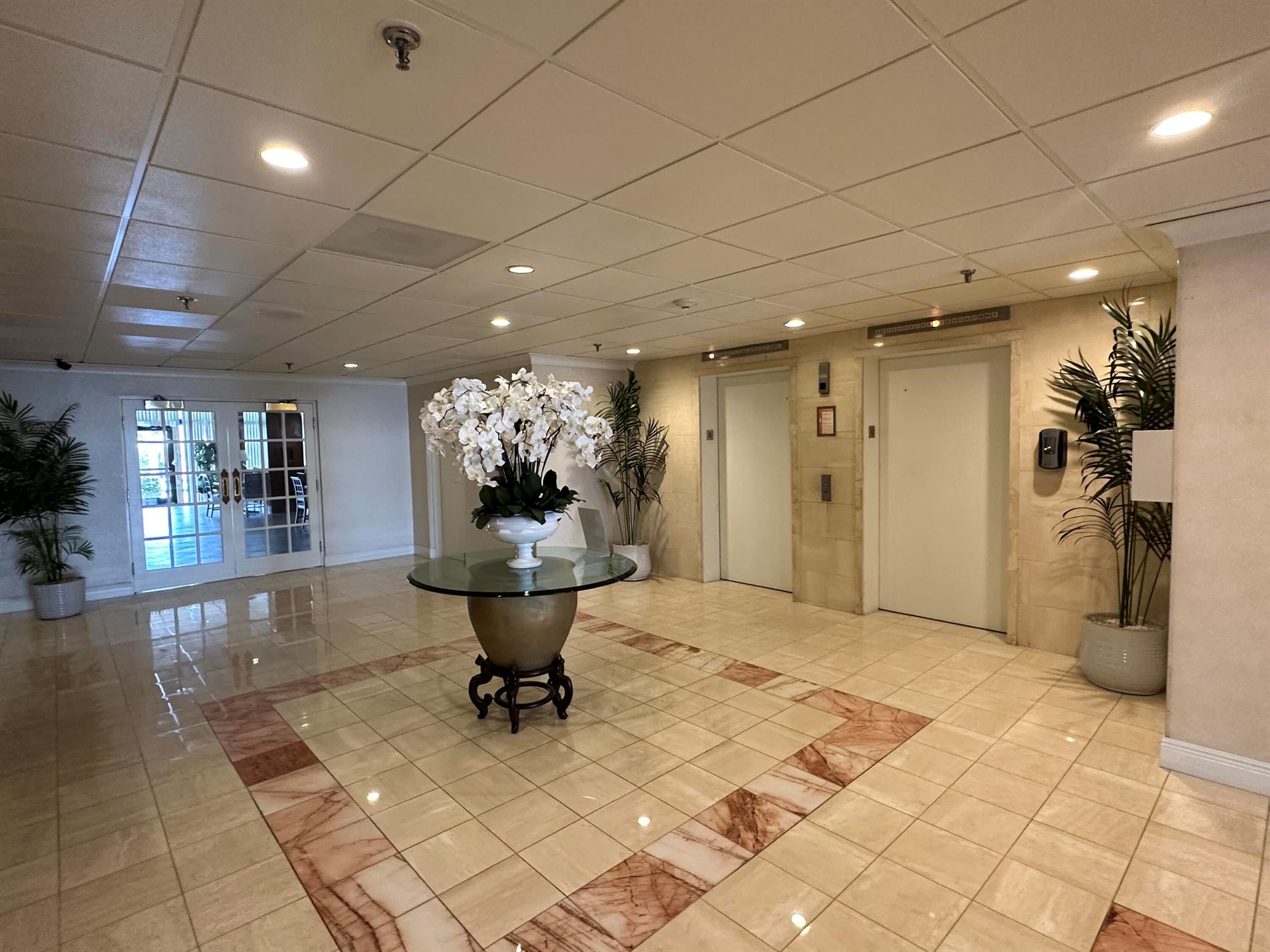 ATLANTIC VIEW BEACH CLUB - Residential