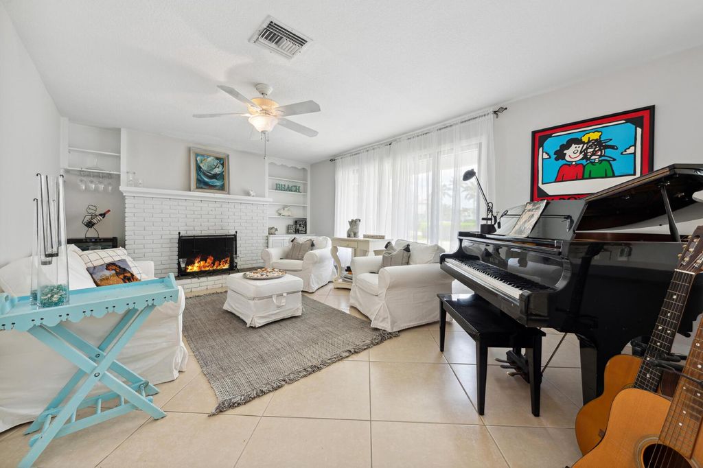 Photo of 949 Seagate Drive, Delray Beach, FL 33483 (MLS # R11109790)