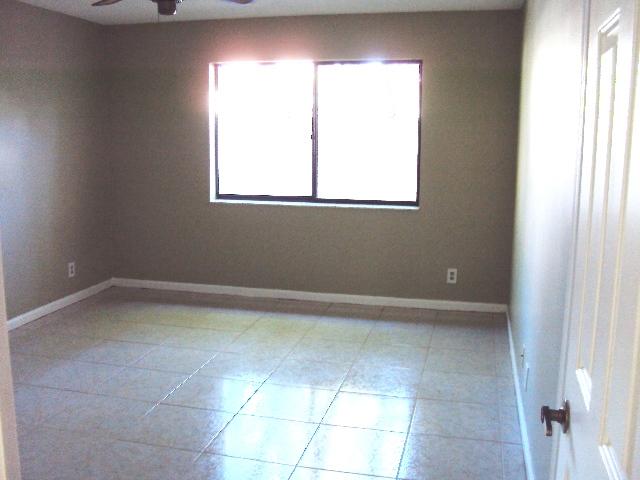 LEXINGTON GREEN CONDO - Residential