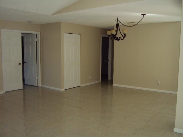 LEXINGTON GREEN CONDO - Residential