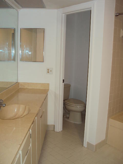 LEXINGTON GREEN CONDO - Residential