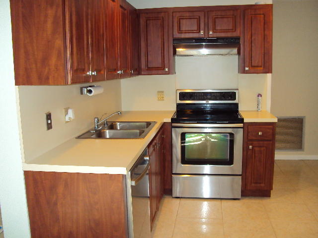 LEXINGTON GREEN CONDO - Residential