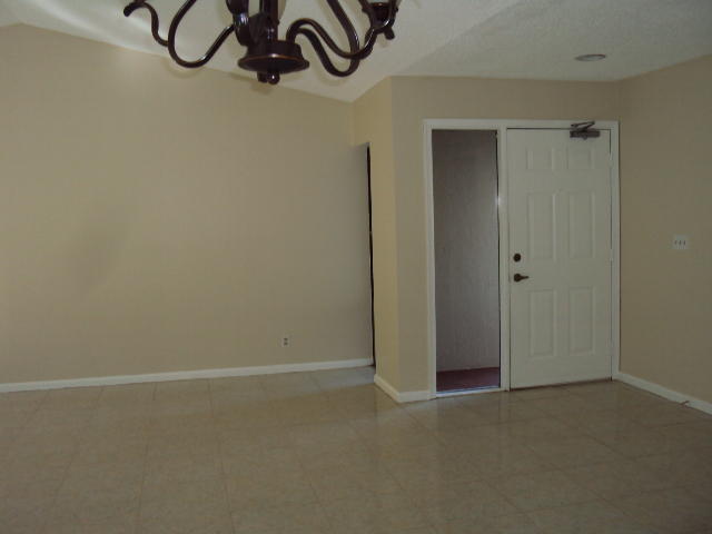 LEXINGTON GREEN CONDO - Residential