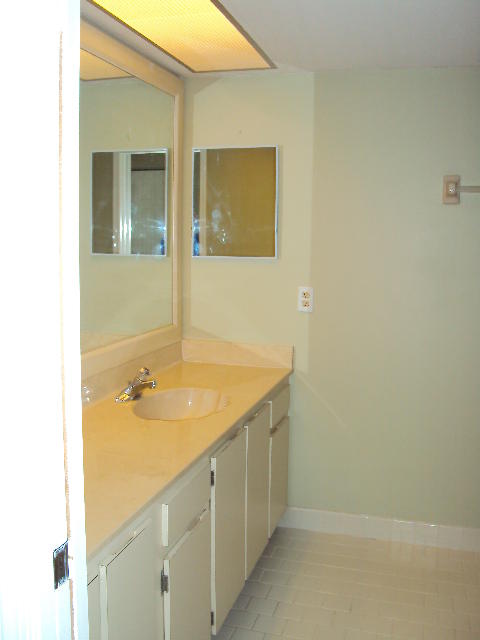 LEXINGTON GREEN CONDO - Residential