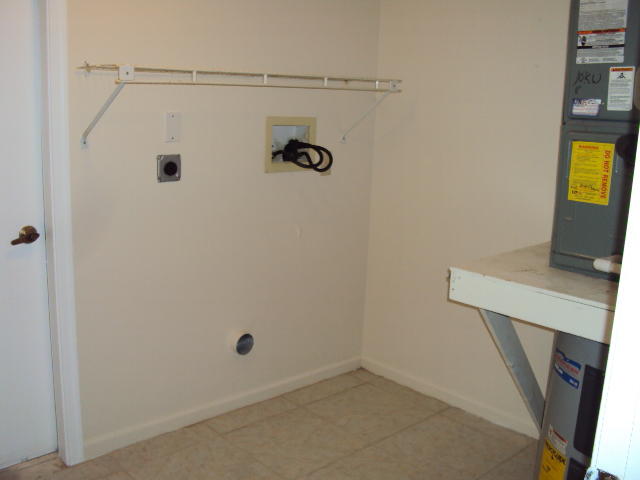 LEXINGTON GREEN CONDO - Residential