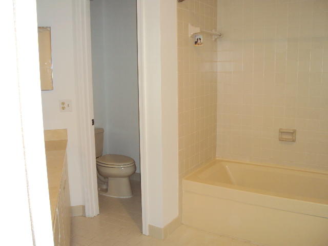 LEXINGTON GREEN CONDO - Residential