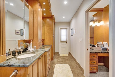 Tiny photo for 9600 Conch Shell Manor, Plantation, FL 33324 (MLS # F10549174)