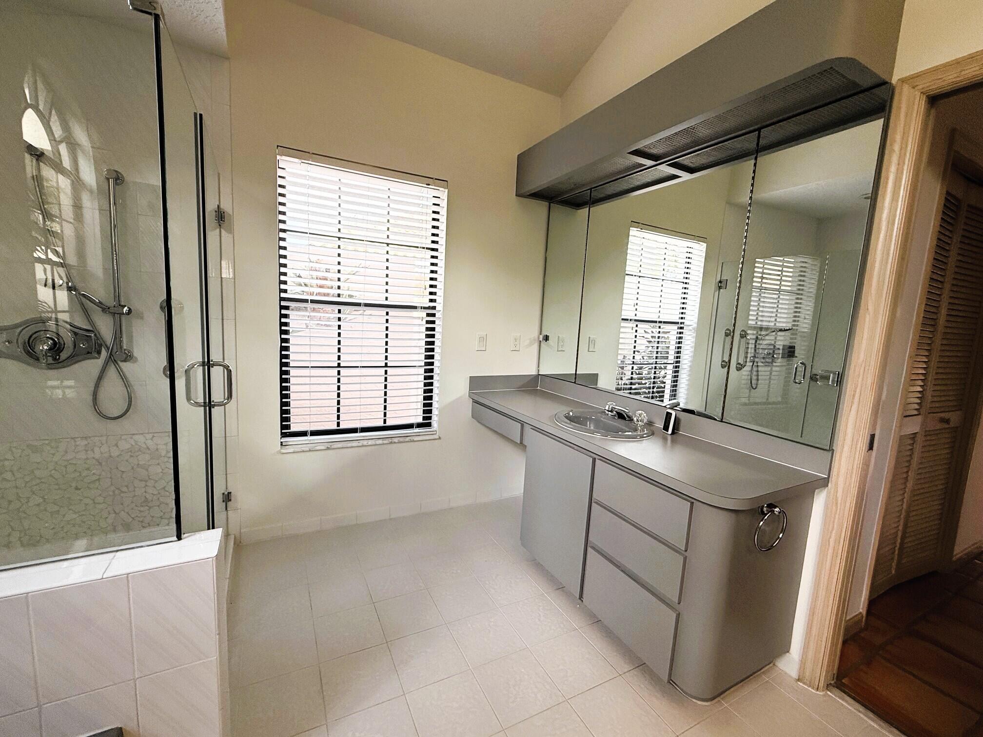 PGA RESORT COMMUNITY 2 - Residential