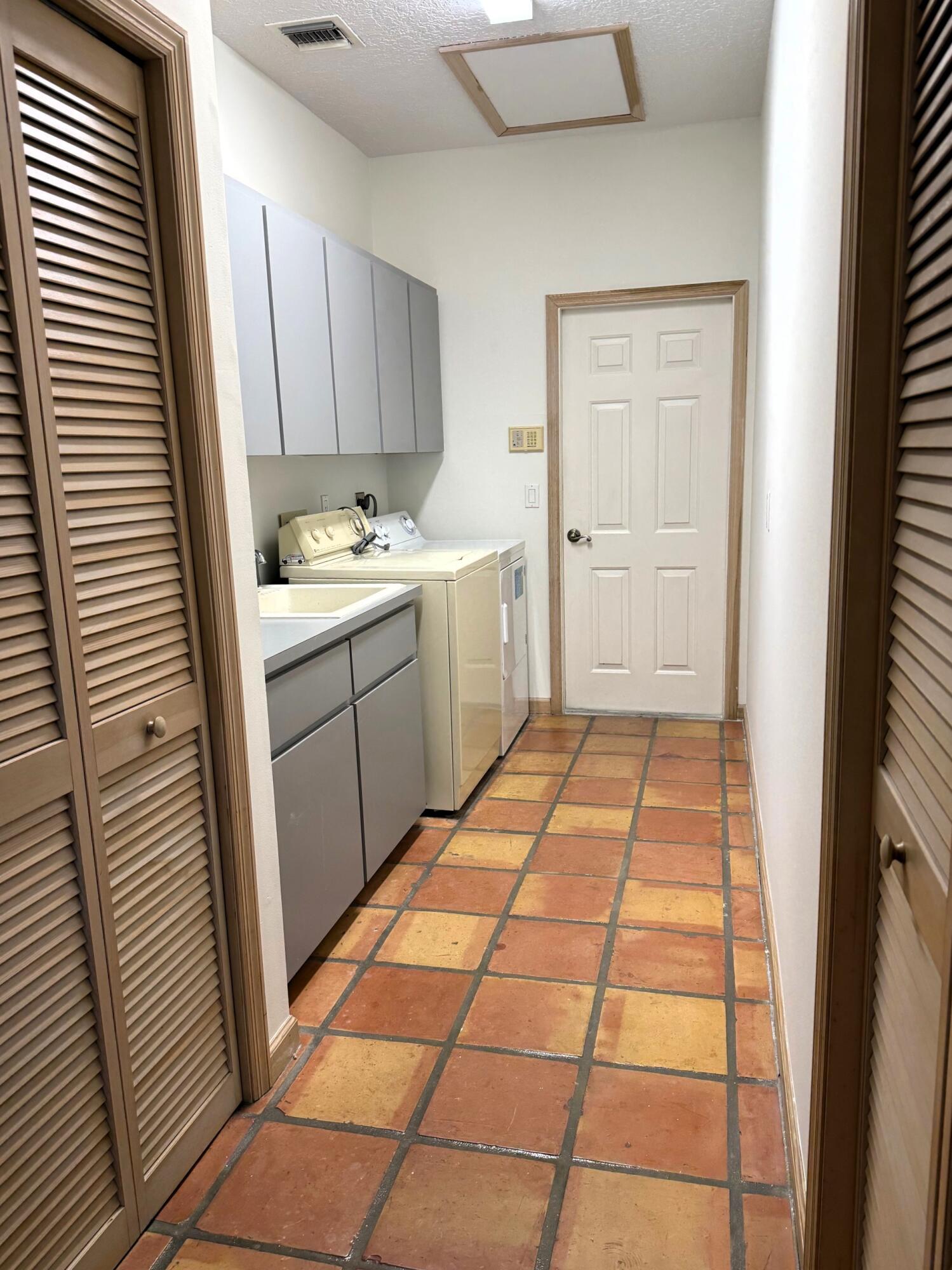 PGA RESORT COMMUNITY 2 - Residential