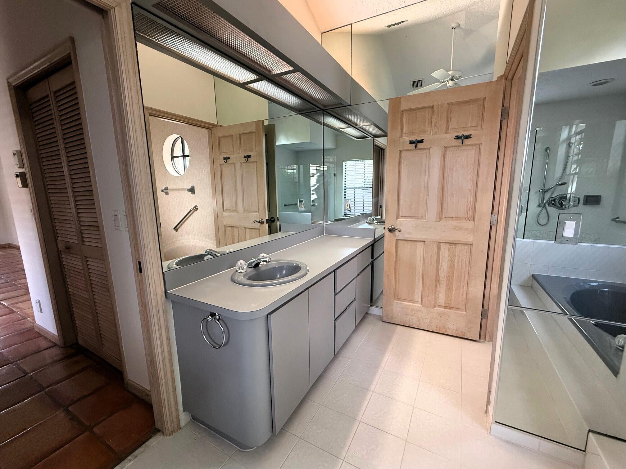 PGA RESORT COMMUNITY 2 - Residential