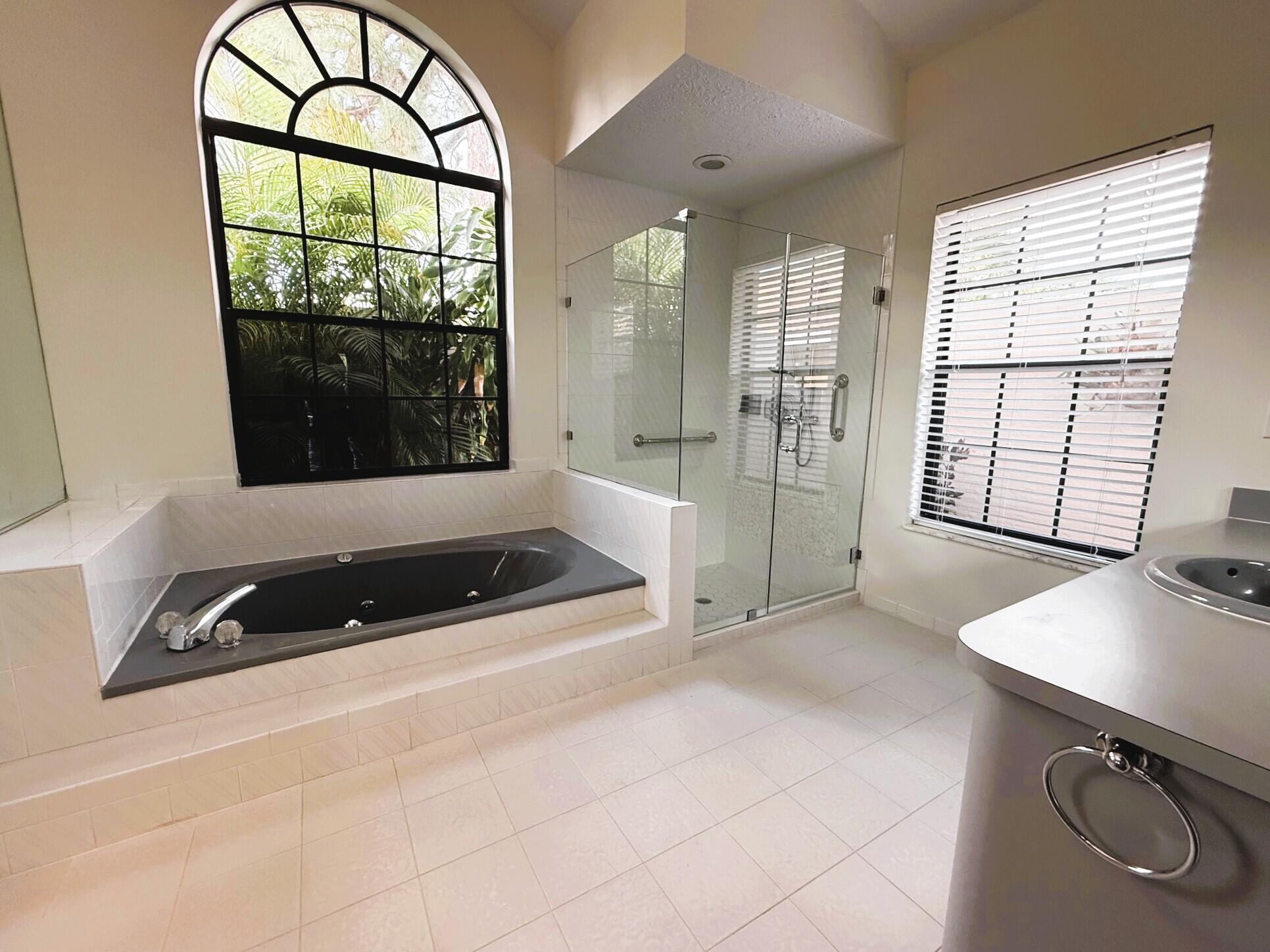 PGA RESORT COMMUNITY 2 - Residential