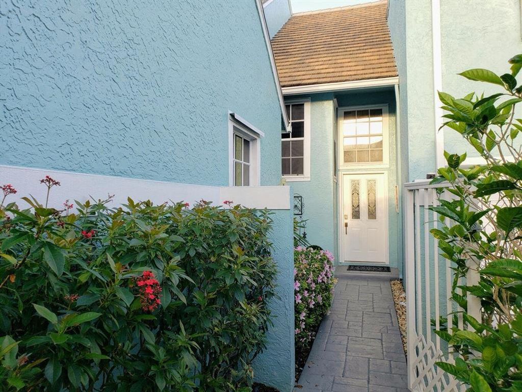 Photo of 1000 N Us Highway 1 #781, Jupiter, FL 33477 (MLS # R10706221)