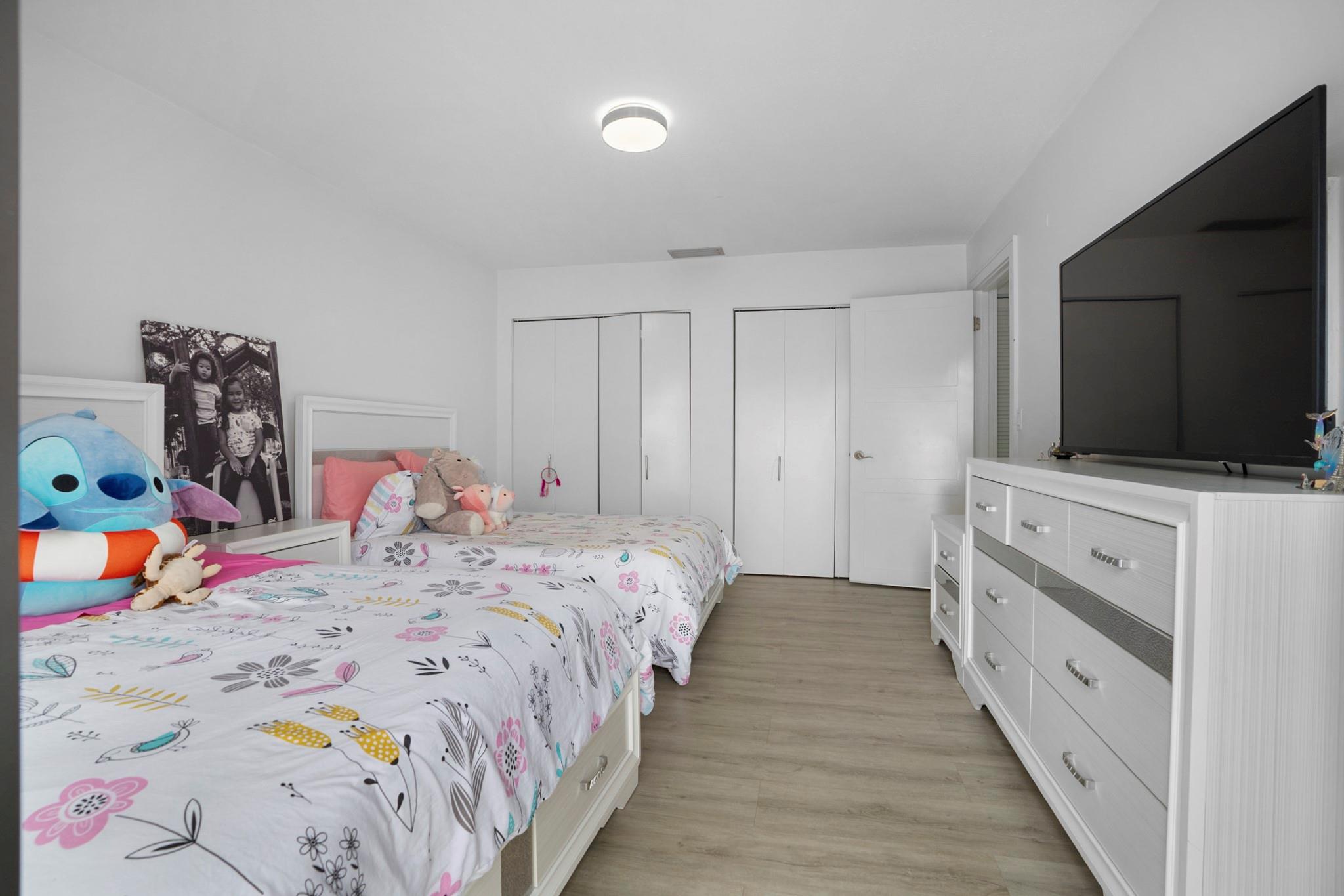 BARRWOOD - Residential