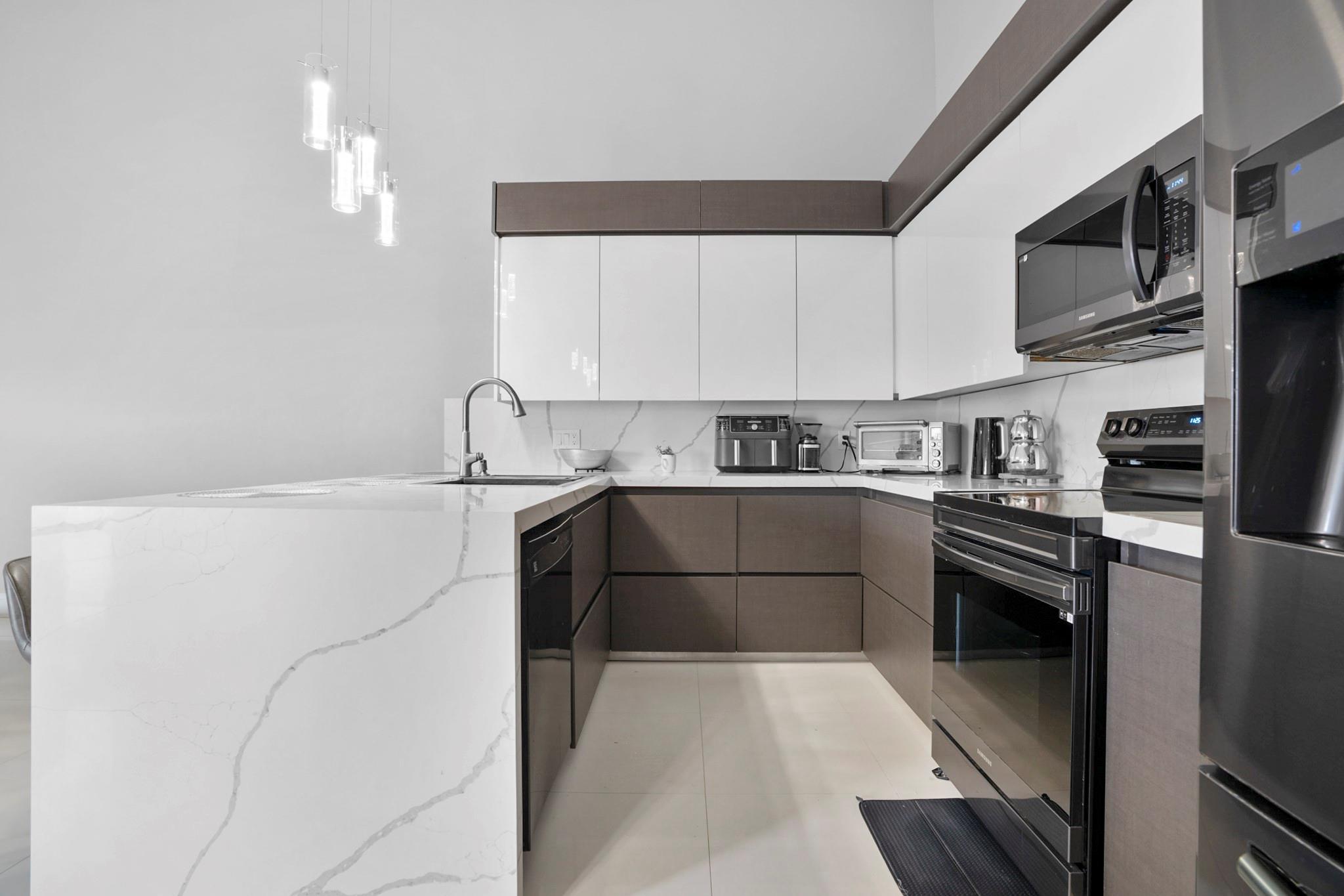 BARRWOOD - Residential