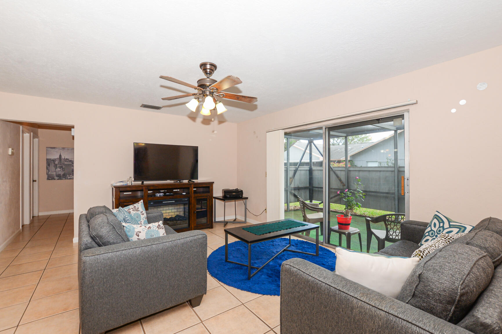 CINNAMON TREE - Residential