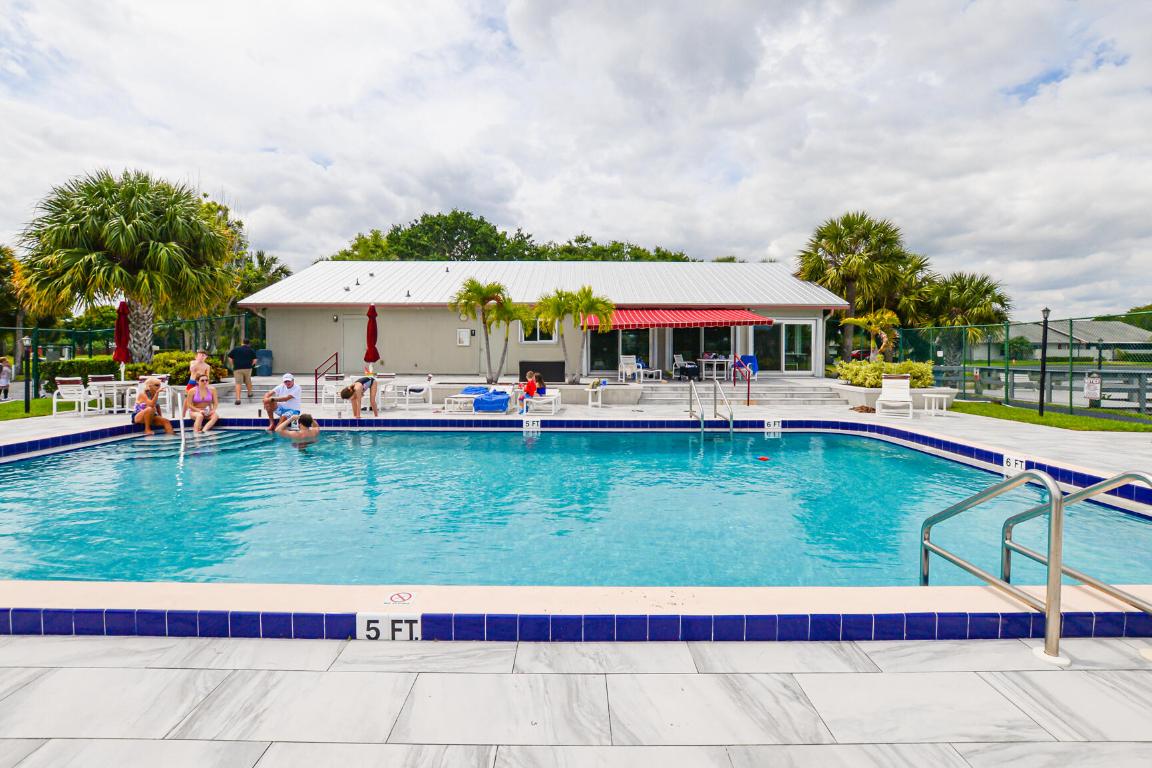 CINNAMON TREE - Residential