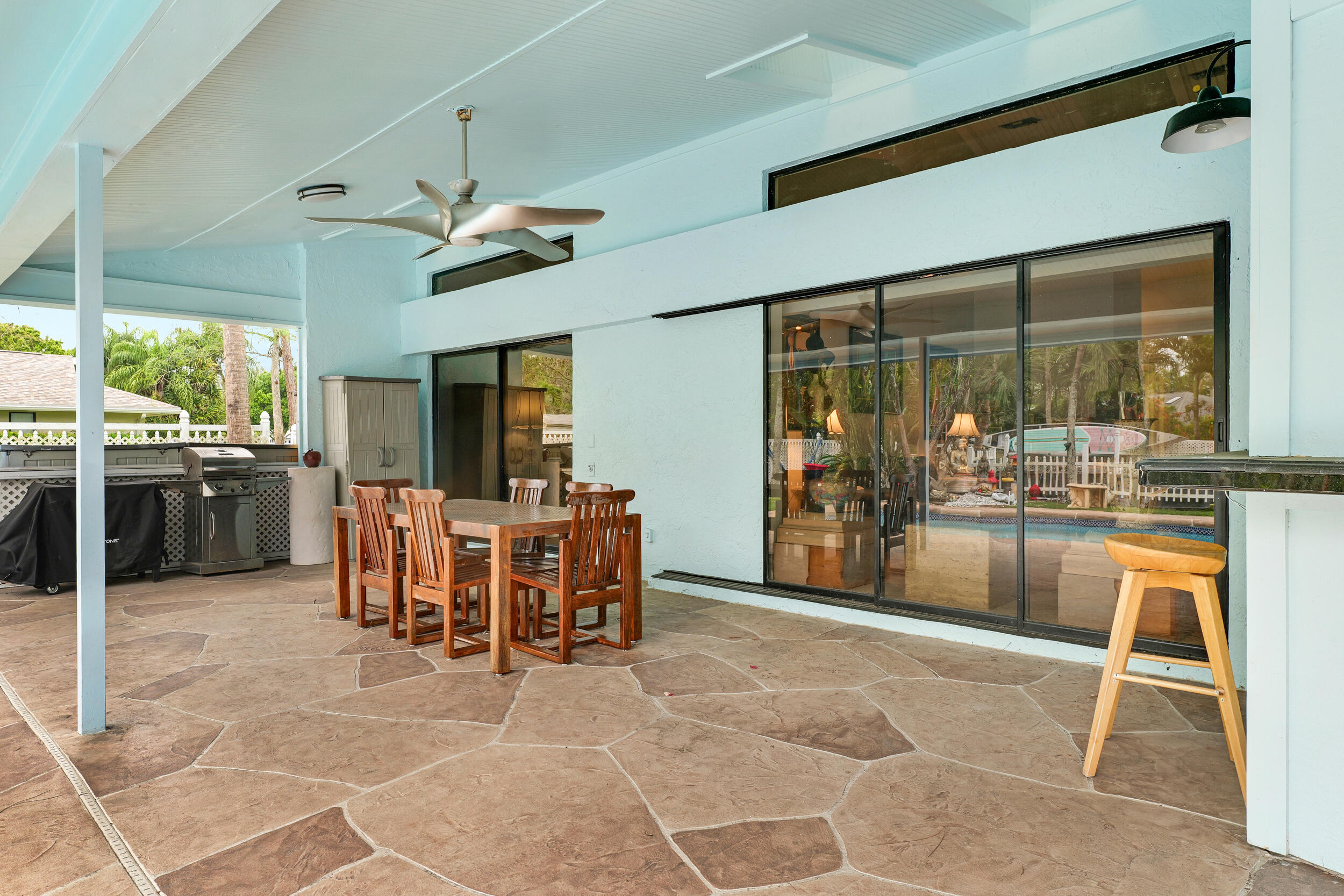 PINEWOOD GROVE OF WELLINGTON - Residential