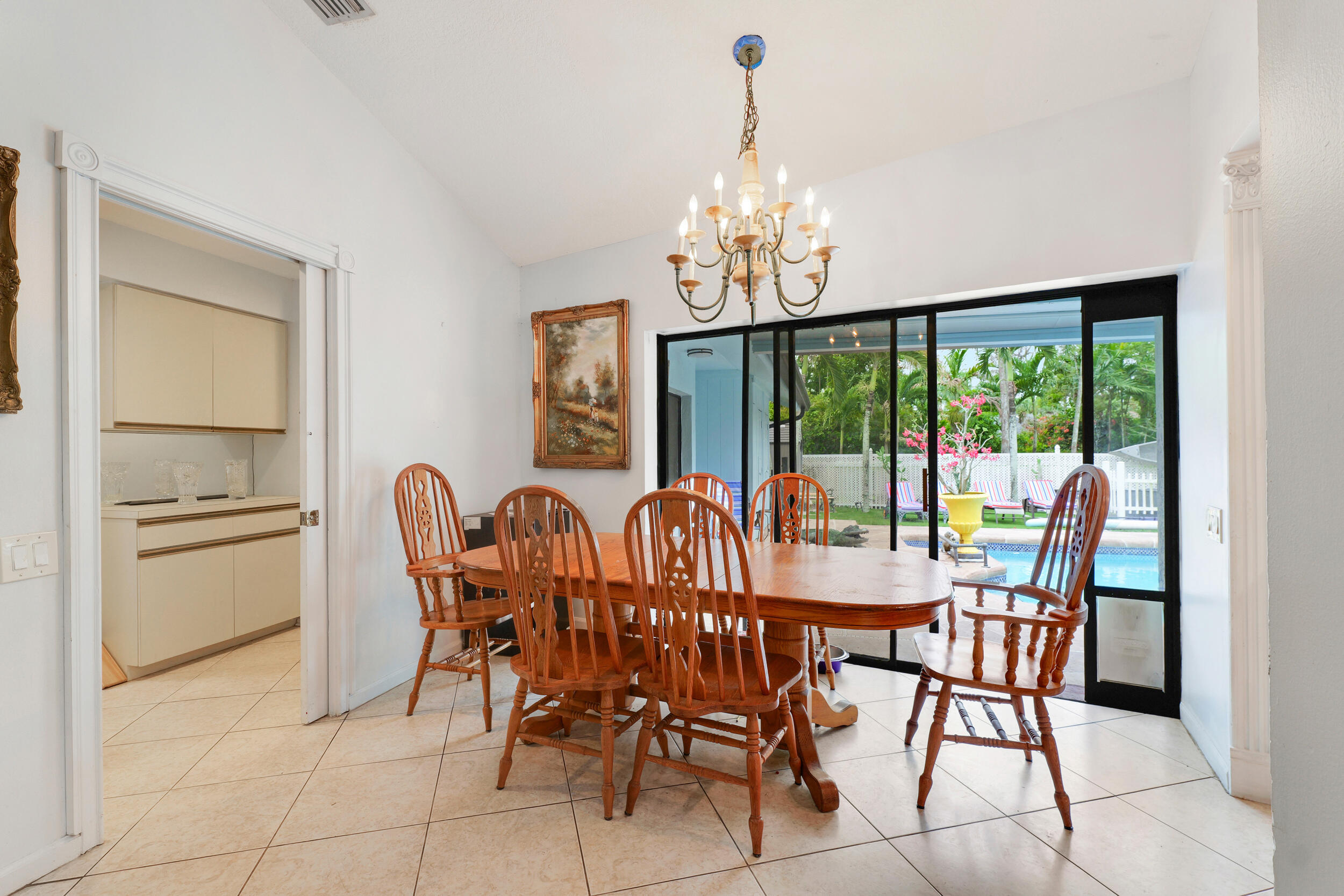 PINEWOOD GROVE OF WELLINGTON - Residential