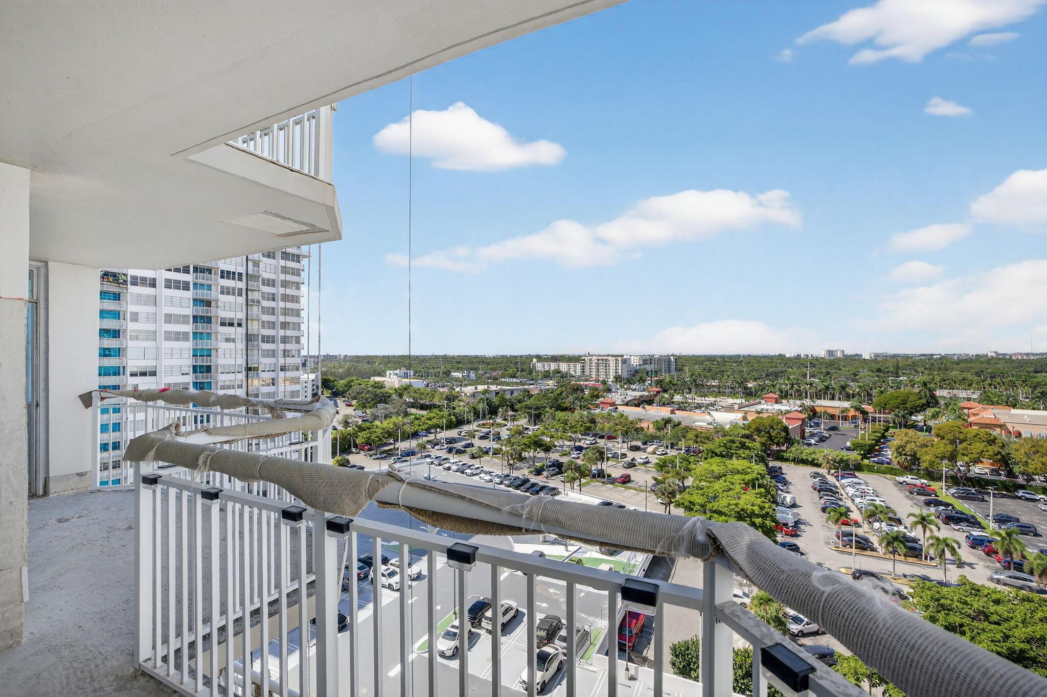 DEL PRADO MARINA - Residential