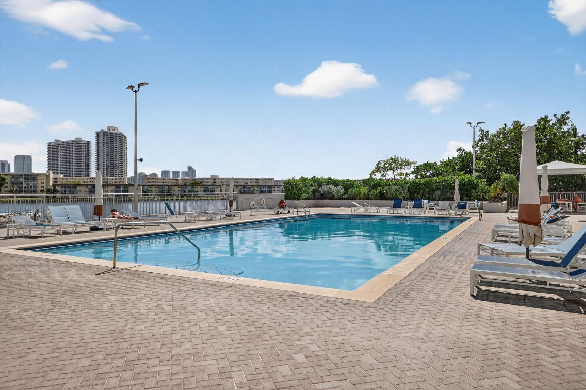 DEL PRADO MARINA - Residential